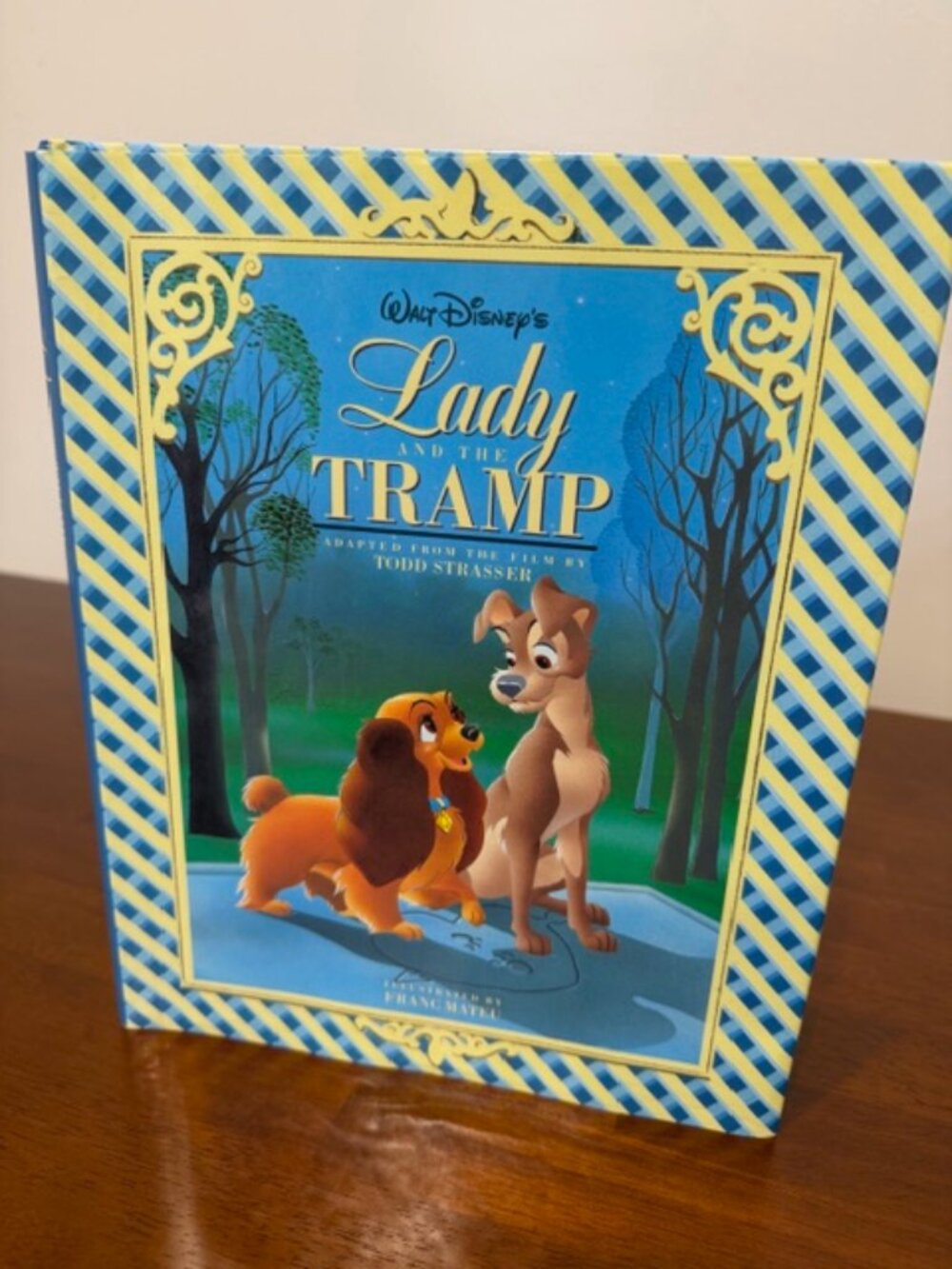 Disney Lady And The Tramp Vintage Picture Book